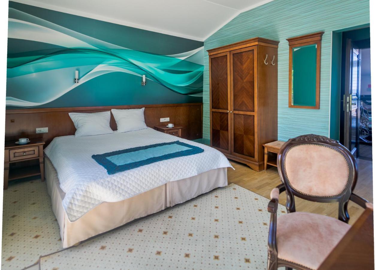 Hotel Apollo Darlowko Kültér fotó